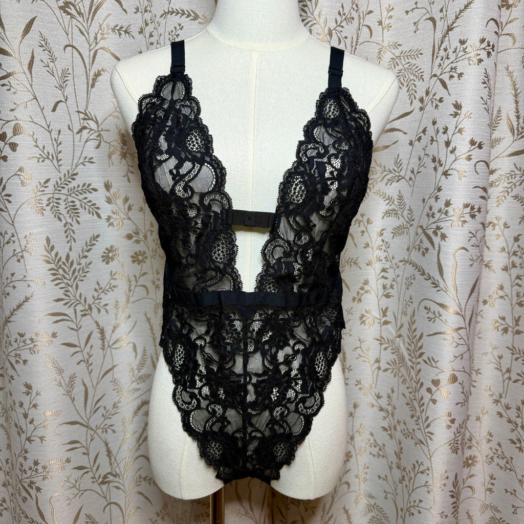 Victorias Secret Black Lace Plunge Teddy Womens L Sexy Sirencore Dark Coquette