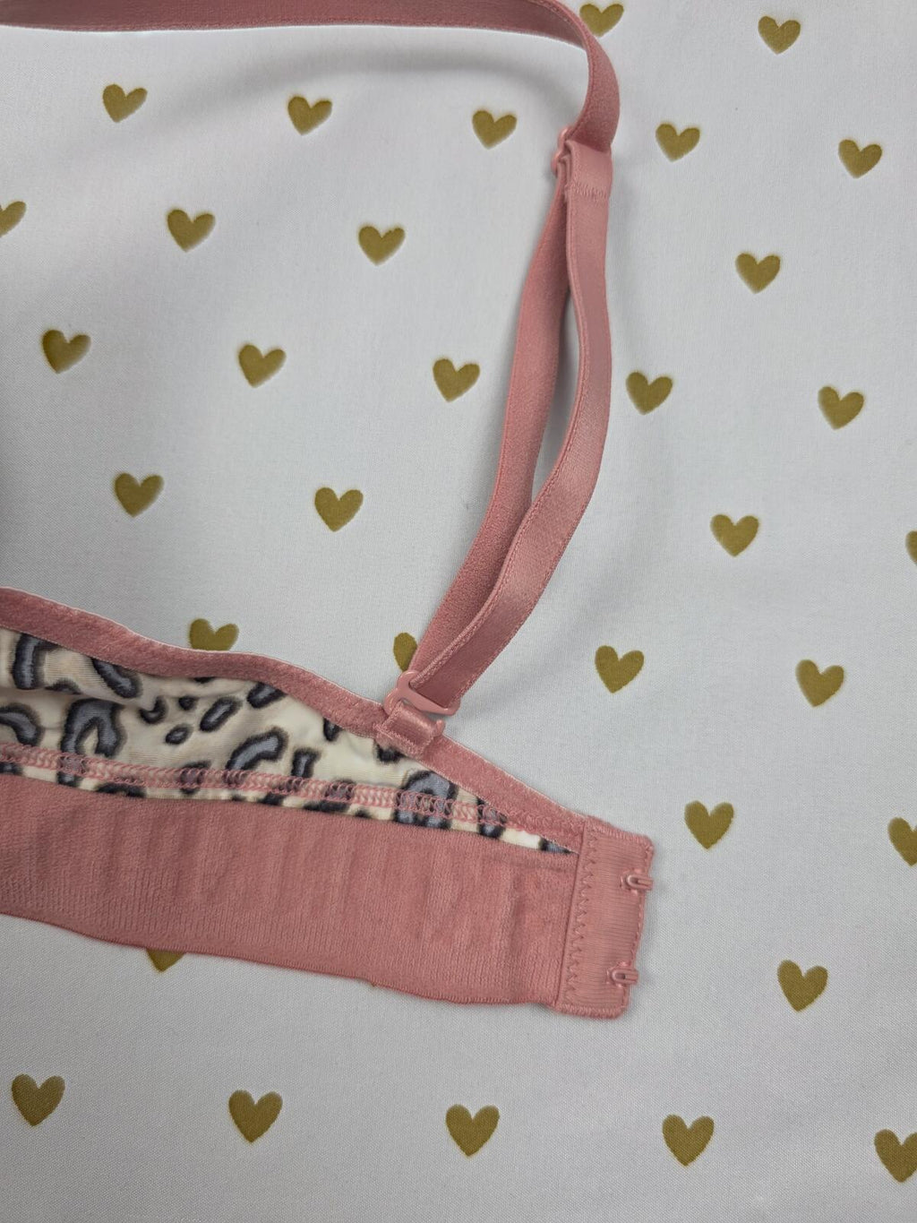 Victorias Secret PINK Leopard Cheetah Wear Everywhere PUSH UP Bra 32C