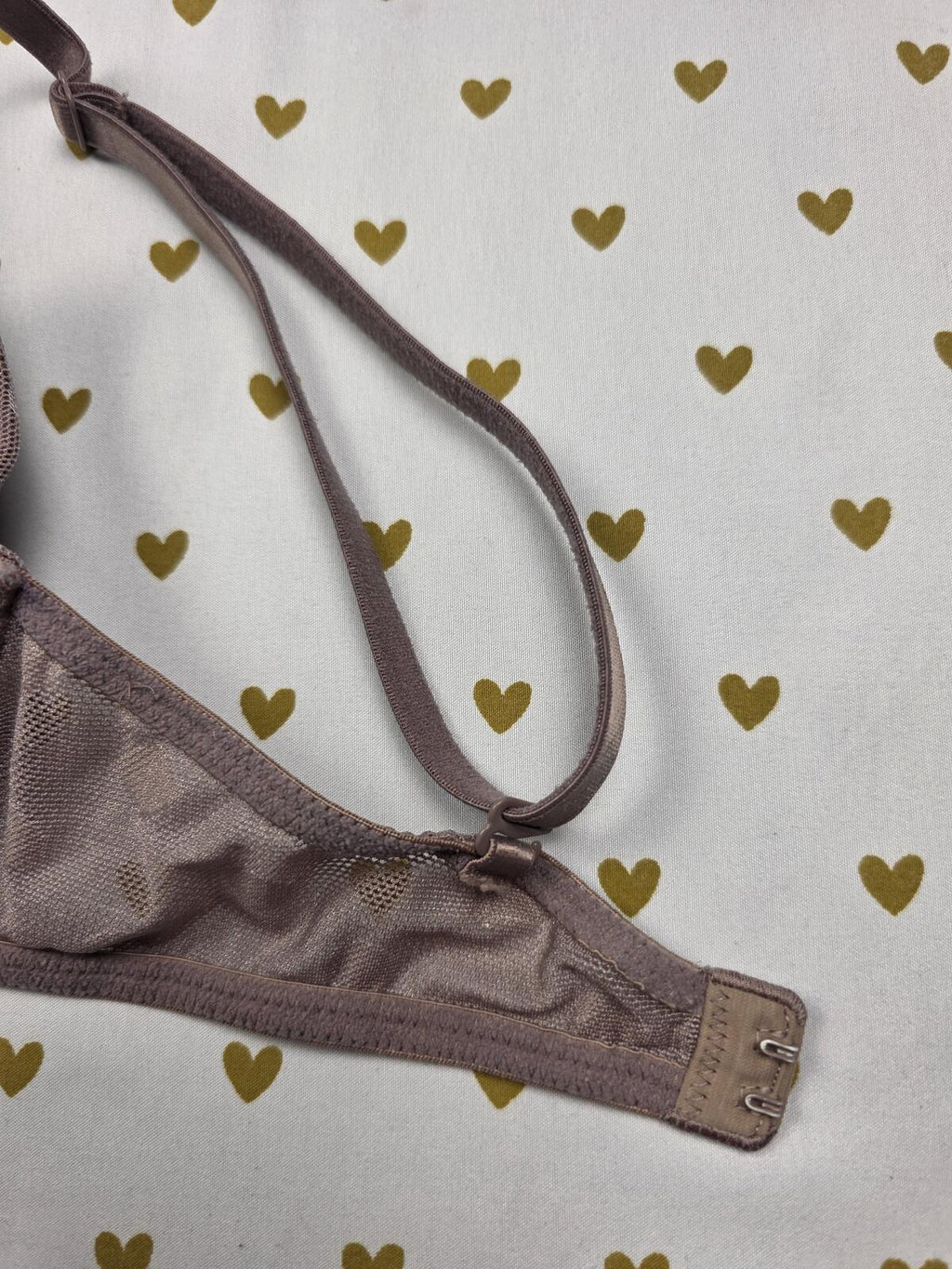Victorias Secret PINK Polka Dot 32C Wear Everywhere T Shirt Bra