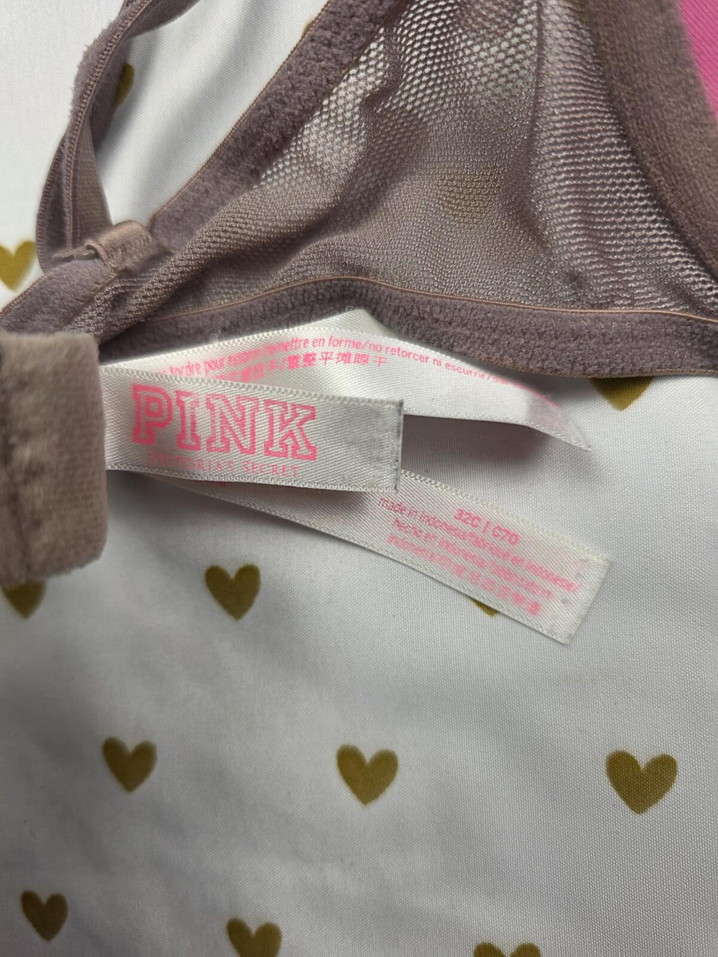 Victorias Secret PINK Polka Dot 32C Wear Everywhere T Shirt Bra