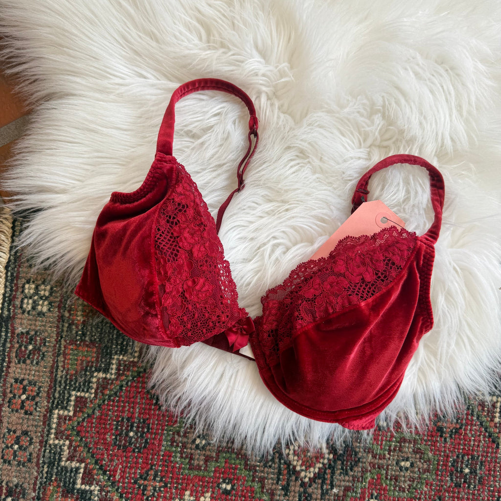 Victoria's Secret Vintage 1990s Red Velvet Bra - 36C