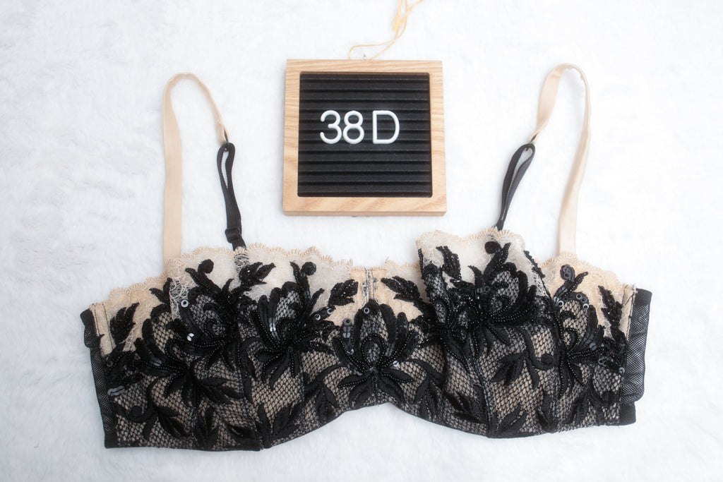 Victoria's Secret 38D Vintage Demi-cup Balconette Bra Beige and Black Beaded Lace