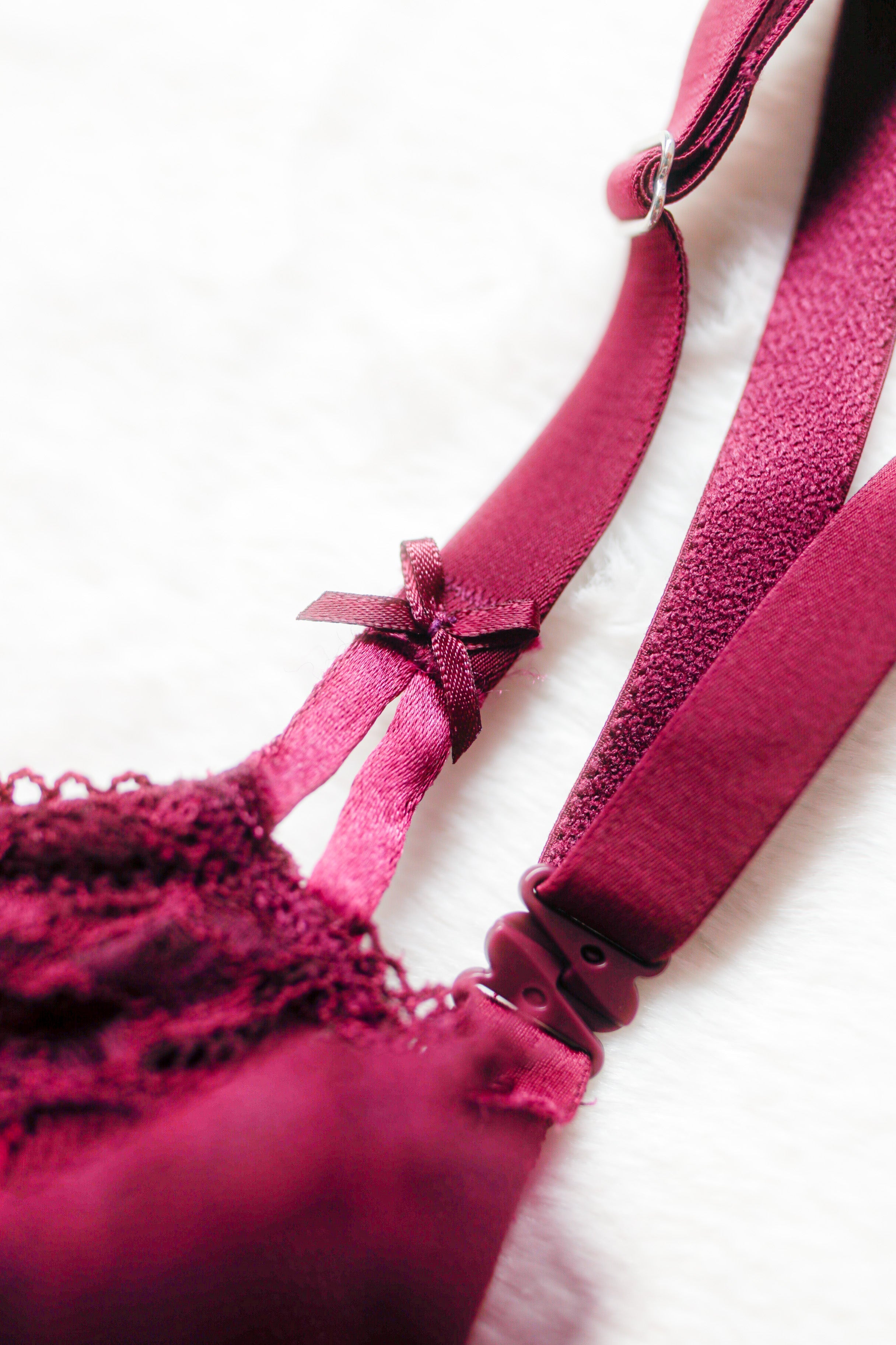 Victoria's Secret Dream Angels Push-up Unpadded Unlined Lace Demi Bra Purple 36DDD