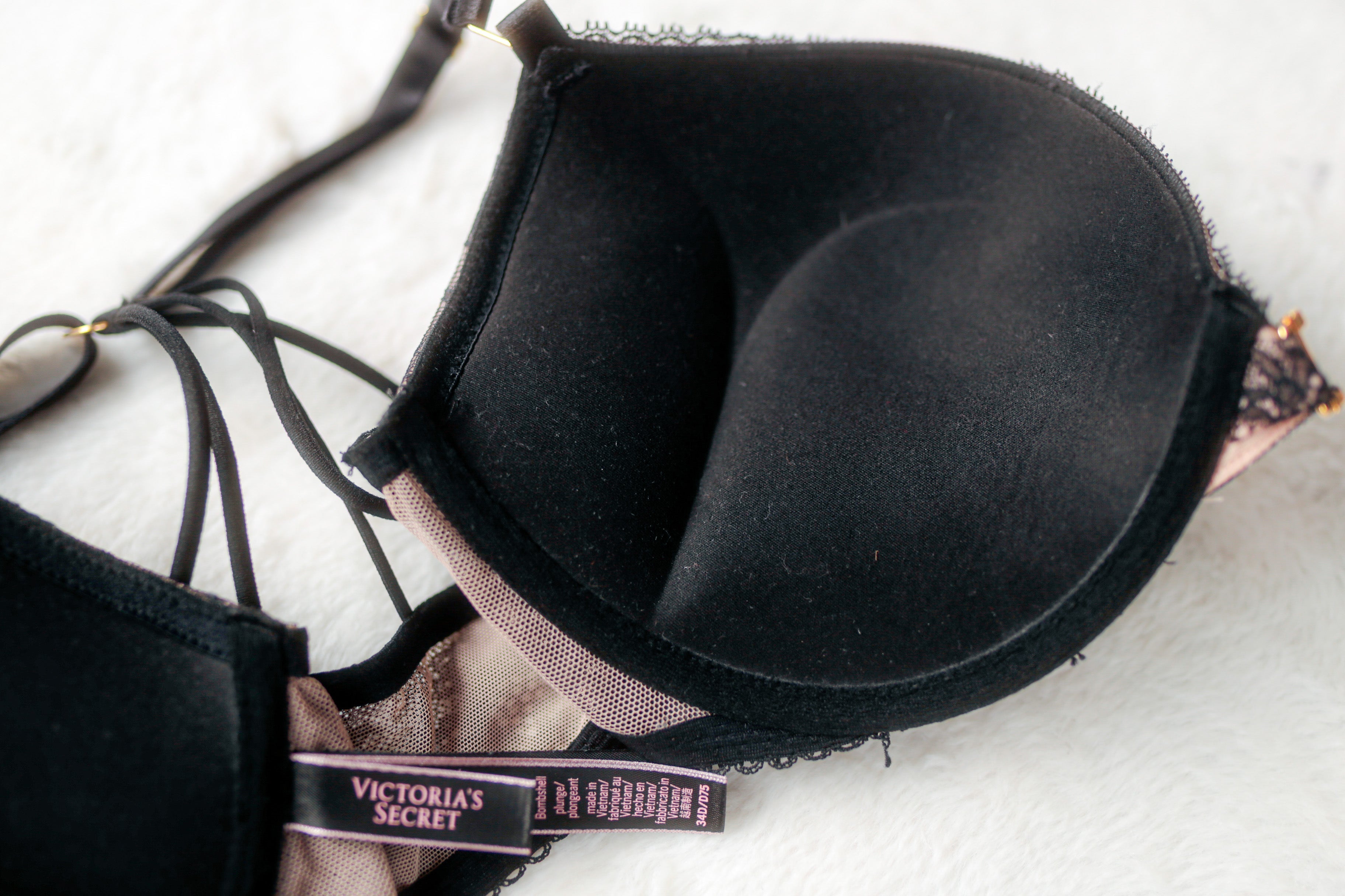 Victoria's Secret Bombshell Plunge Front Close Padded Push-up Bra Black Lace Beige 34D