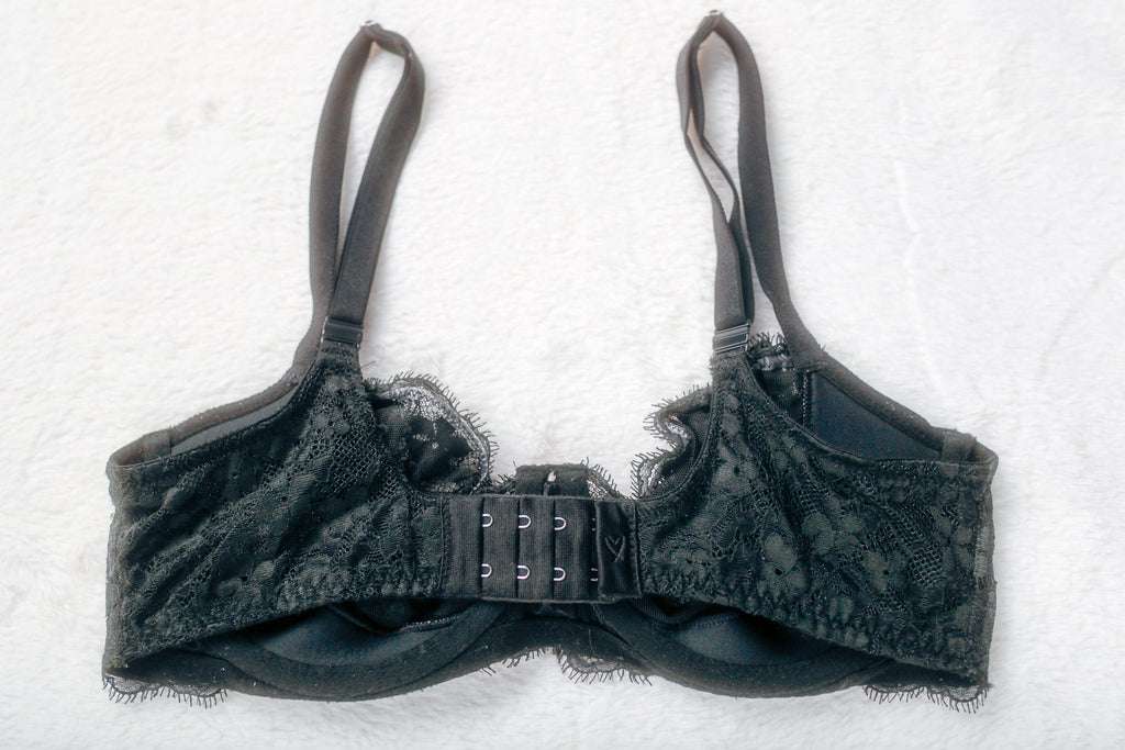 Victoria's Secret Dream Angels Witchy Unlined Push-up Lace Bra Black 34D