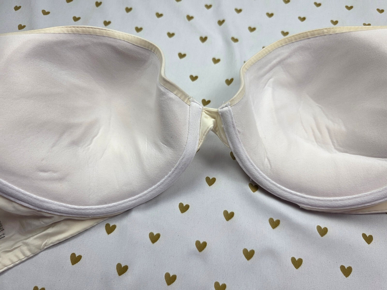 Victorias Secret FABULOUS Plunge Bra 36DD White Satin