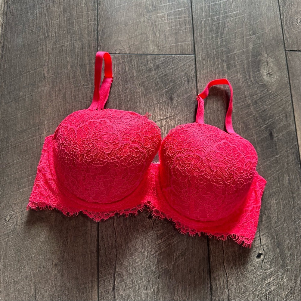 Victoria's Secret Dream Angels Lined Demi Lace Bra